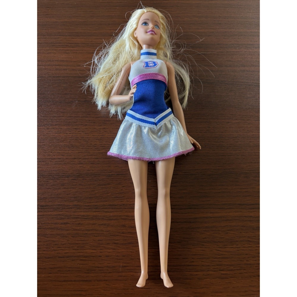 2015 Mattel Cheerleader Barbie Doll Barbie University Outfit